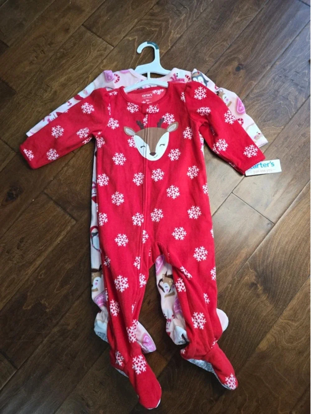 18m brand new christmas pajamas from carter's item, 327G6